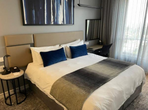 2 bedroom apartment in Sandton!